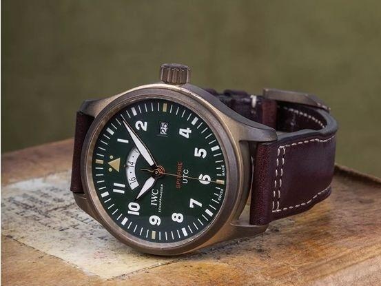 2019 En Yeni XF Factory IWC Bronz Spitfire Pilot UTC MJ271 Özel Versiyon IW327101 İncelemesi — 21. fotoğraf