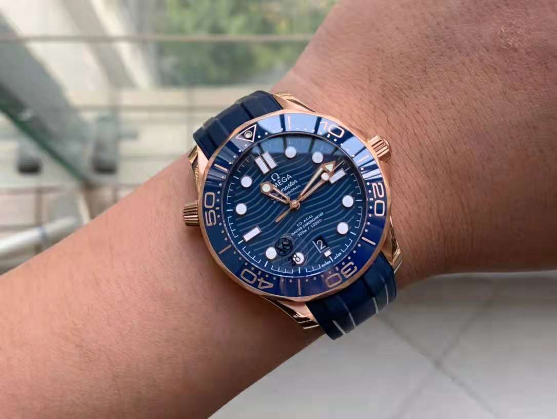 2020'nin En Çok Satan On Omega Replika Saati — 52. fotoğraf
