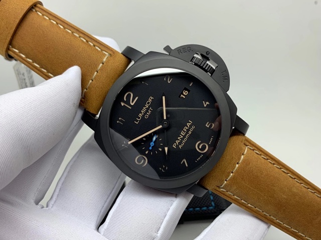 2020'nin En Çok Satan On Panerai Replika Saati — 15. fotoğraf