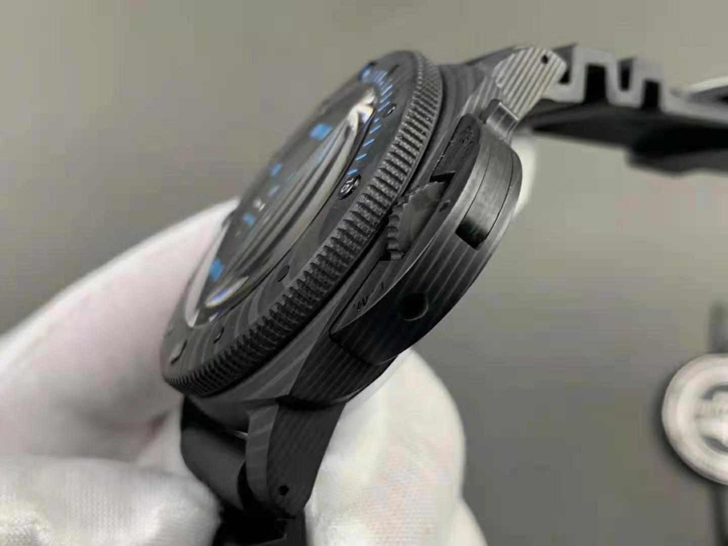 2020'nin En Çok Satan On Panerai Replika Saati — 38. fotoğraf