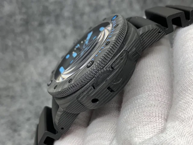 2020'nin En Çok Satan On Panerai Replika Saati — 48. fotoğraf