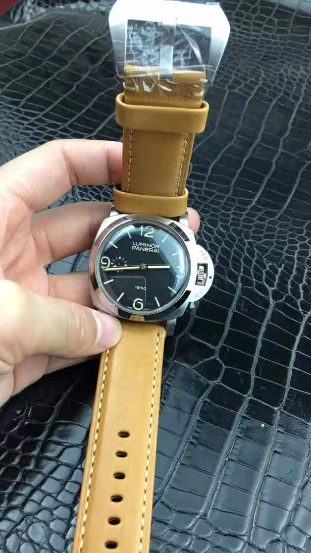 2020'nin En Çok Satan On Panerai Replika Saati — 70. fotoğraf