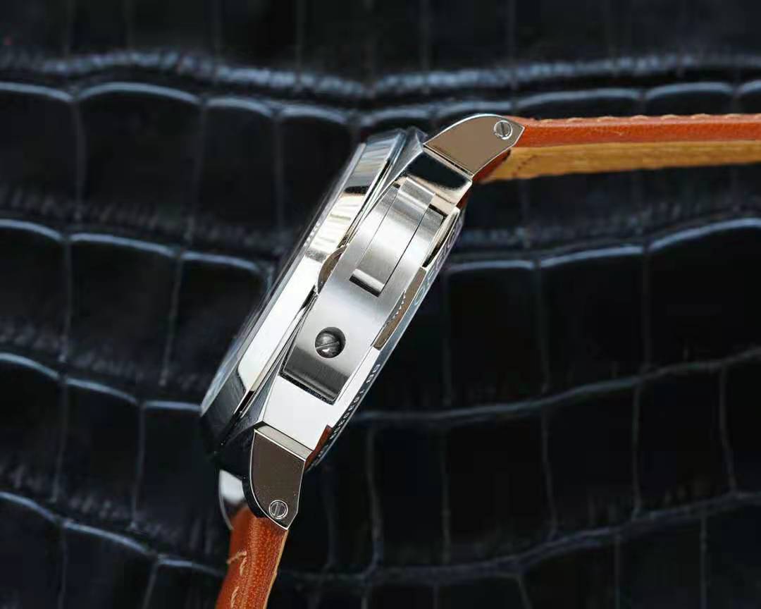 2020'nin En Çok Satan On Panerai Replika Saati — 90. fotoğraf