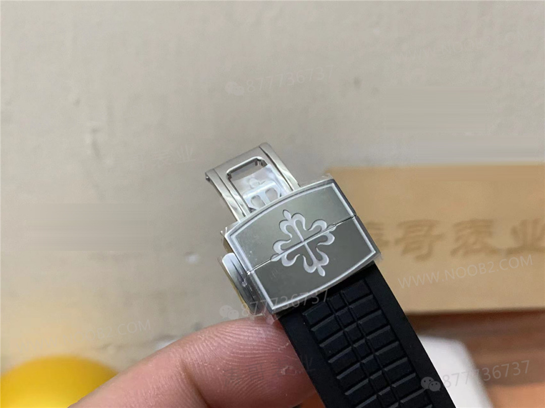 3K Factory Patek Philippe El Bombası 5167 V3 versiyonundaki 330 mekanizması, eski modele göre hangi noktalarda geliştirildi? — 8. fotoğraf