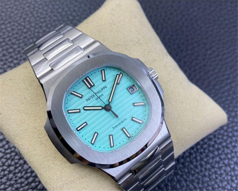 3K Factory Patek Philippe Nautilus Tiffany Blue Saat İncelemesi — 1. fotoğraf
