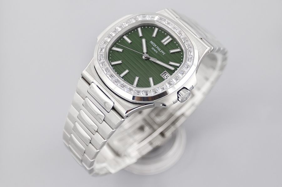3K Factory Patek Philippe Nautilus Zeytin Yeşili T Baget Elmaslı 2021 Model Kol Saati — 10. fotoğraf