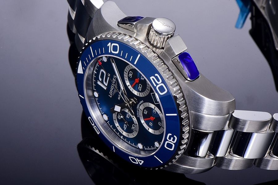 8F Factory Longines HydroConquest Kronograf Serisi 2020 Yeni Model İncelemesi - Mavi Kadran — 4. fotoğraf