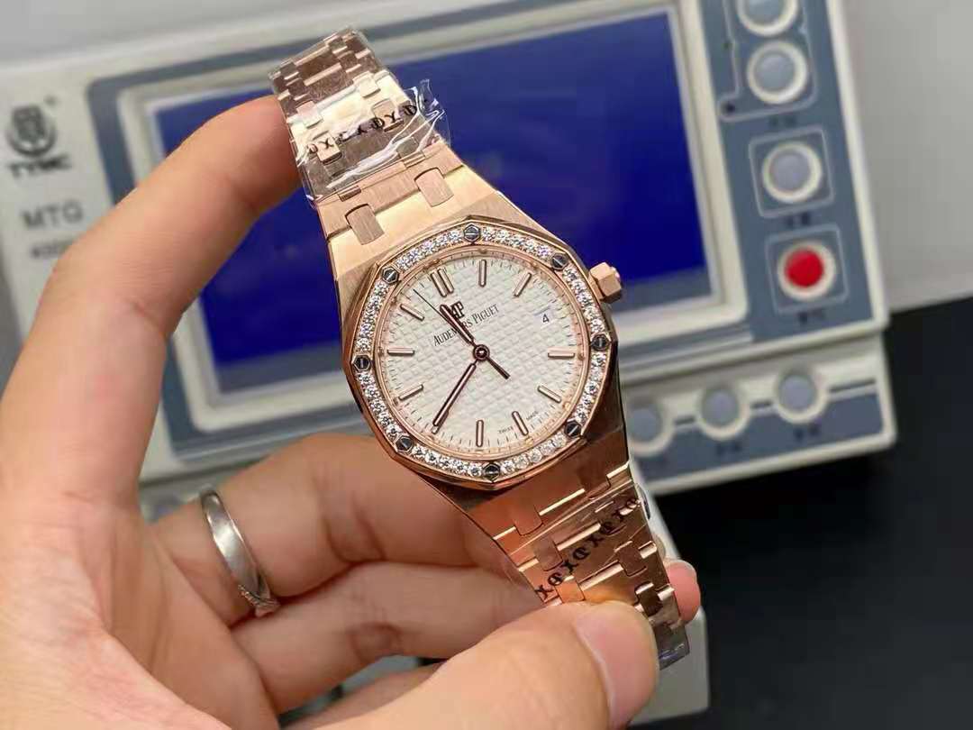 Replika Audemars Piguet Royal Oak 34mm Roze Altın