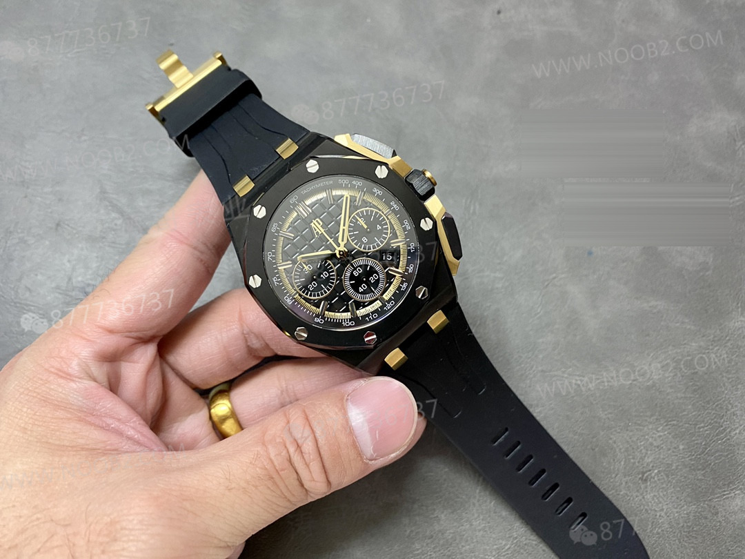 APF Factory Audemars Piguet Royal Oak Offshore 26420CE siyah seramik kaliteli mi? — 1. fotoğraf