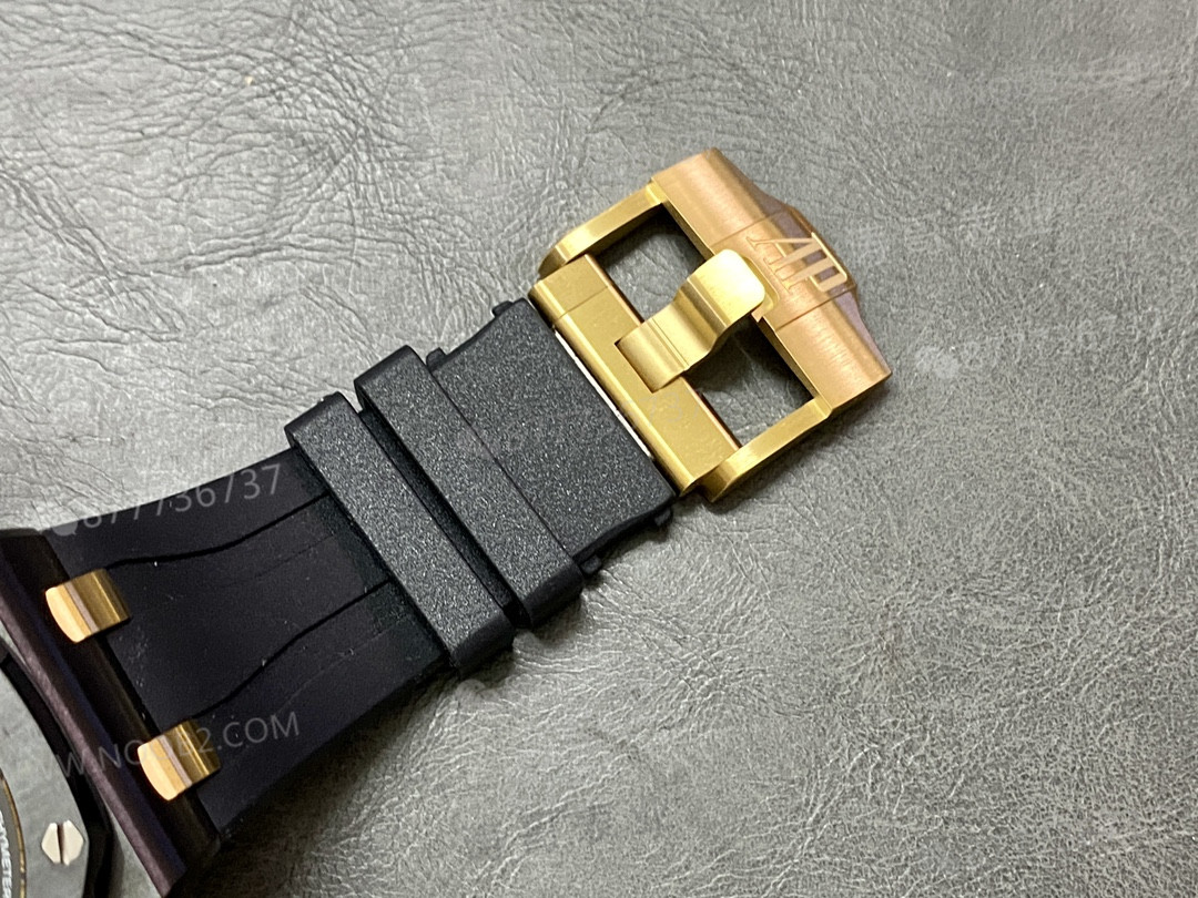 APF Factory Audemars Piguet Royal Oak Offshore 26420CE siyah seramik kaliteli mi? — 8. fotoğraf