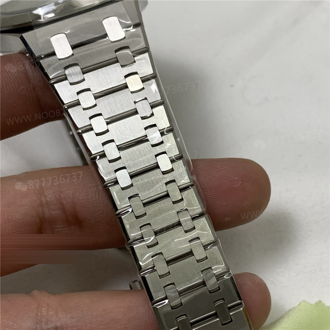 APS Factory Audemars Piguet 15400 tek parça 3120 mekanizmasının işçiliği kusursuza yakın — 11. fotoğraf