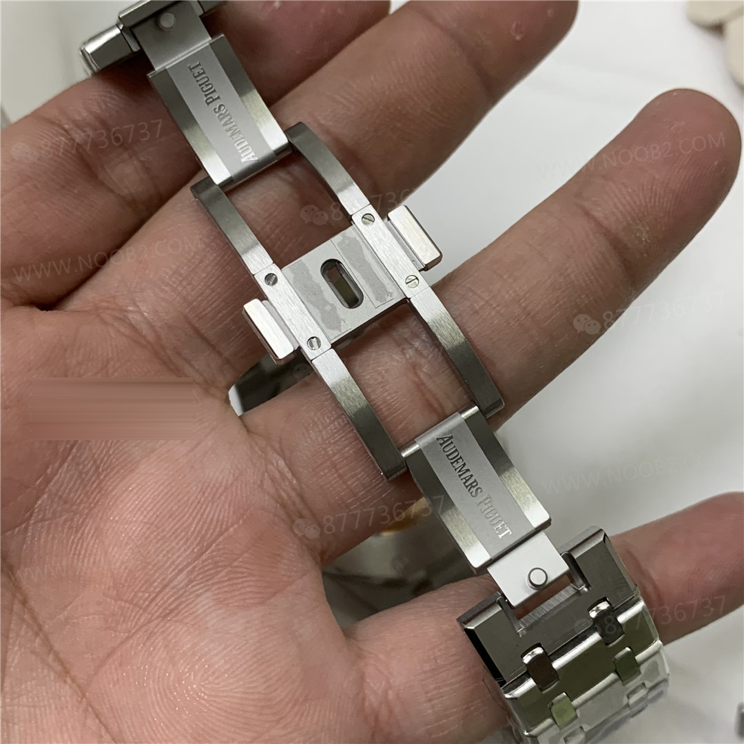 APS Factory Audemars Piguet 15400 tek parça 3120 mekanizmasının işçiliği kusursuza yakın — 14. fotoğraf