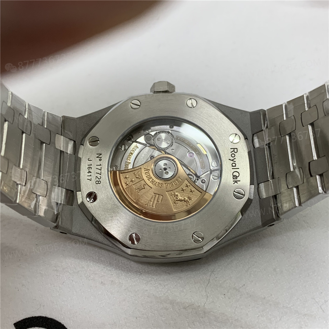 APS Factory Audemars Piguet 15400 tek parça 3120 mekanizmasının işçiliği kusursuza yakın — 15. fotoğraf