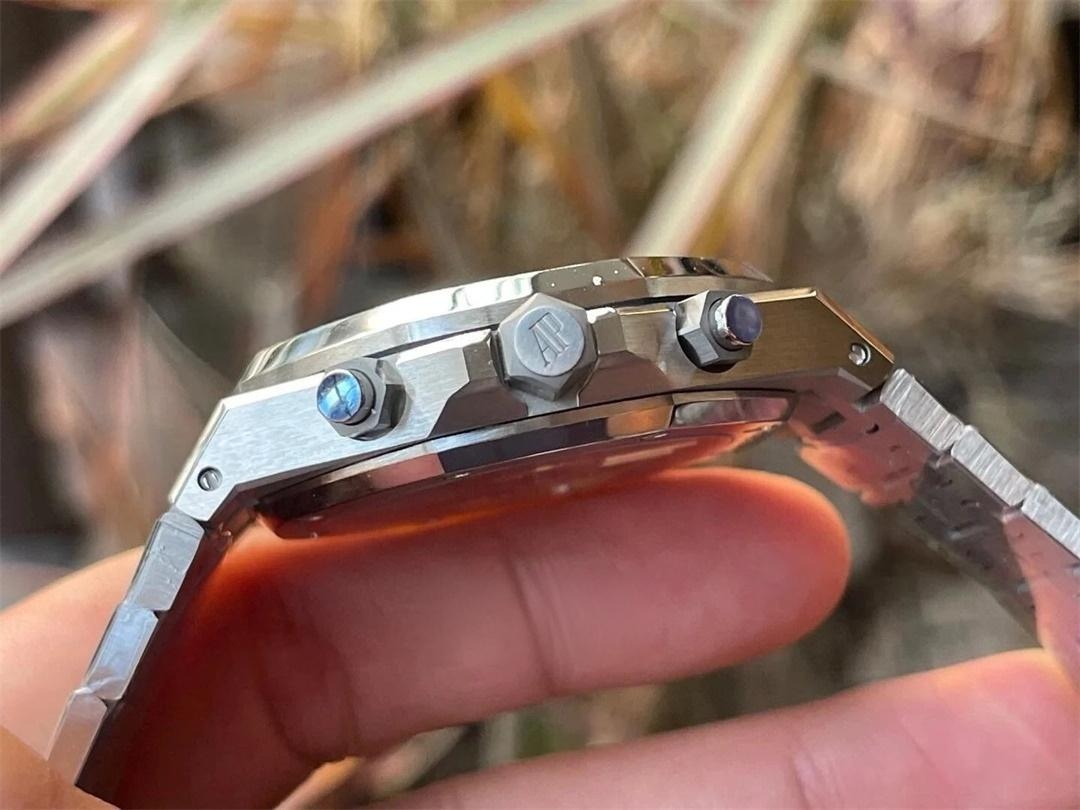 APS Factory Audemars Piguet 26240 4401 flyback kronograf mekanizmalı entegre model işçilik incelemesi — 7. fotoğraf