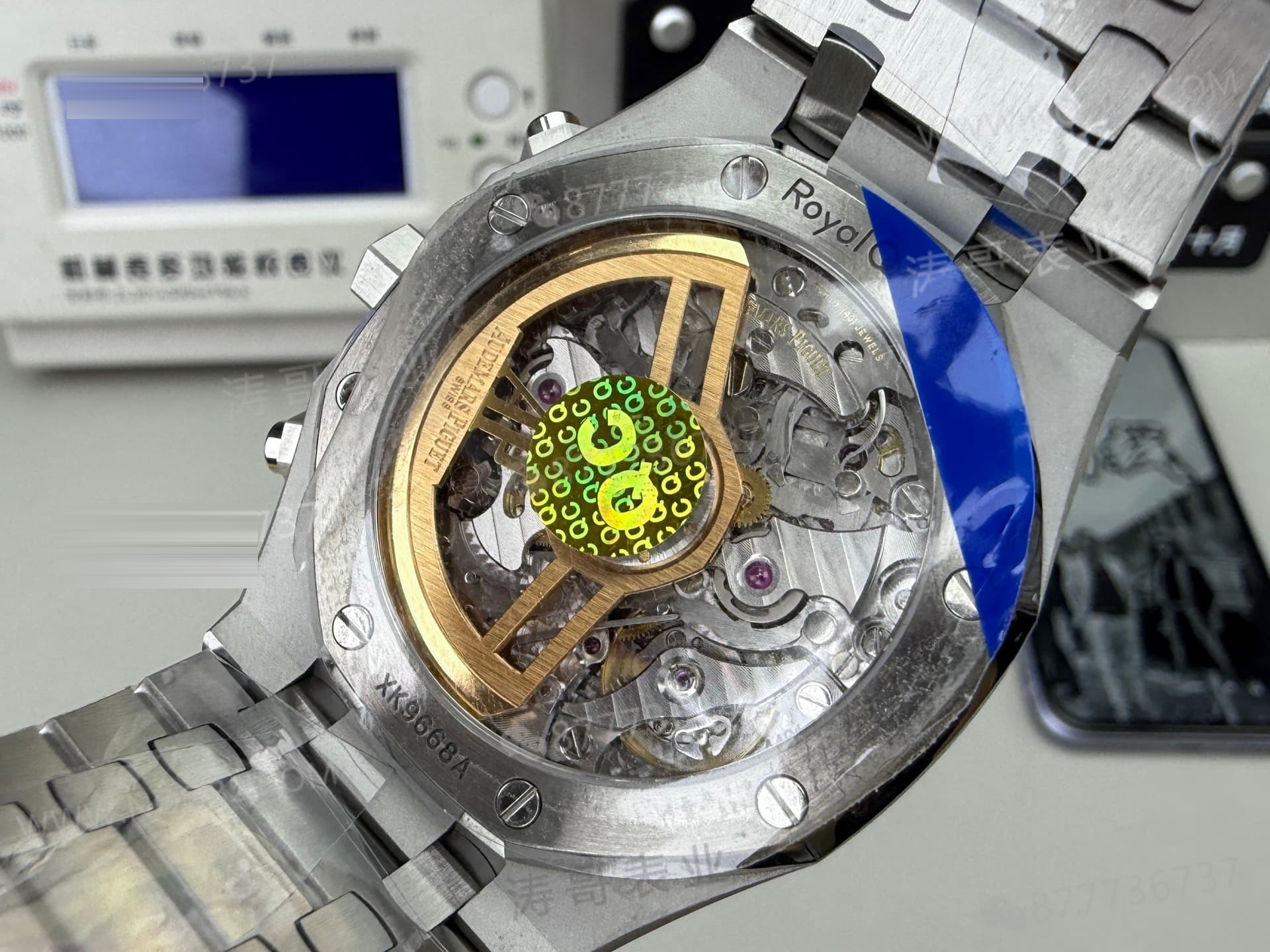 APS Factory Audemars Piguet 26240 V2 free-sprung 4401 mekanizmasını almaya değer kılan nedenler neler? DDF ile kıyaslandığında hangisini seçmeli? — 8. fotoğraf