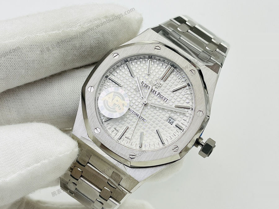 APS Factory Audemars Piguet entegre 3120, en güçlü "çelik kral" 15400 (beyaz kadran) saat incelemesi — 3. fotoğraf
