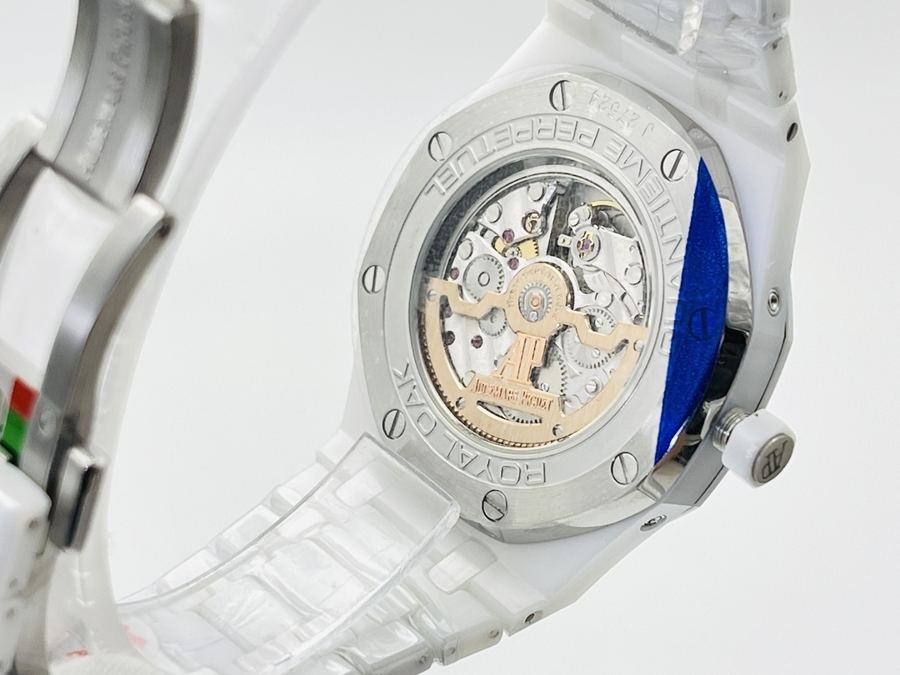 APS Factory Audemars Piguet Royal Oak Perpetual Calendar beyaz seramik saat incelemesi — 3. fotoğraf
