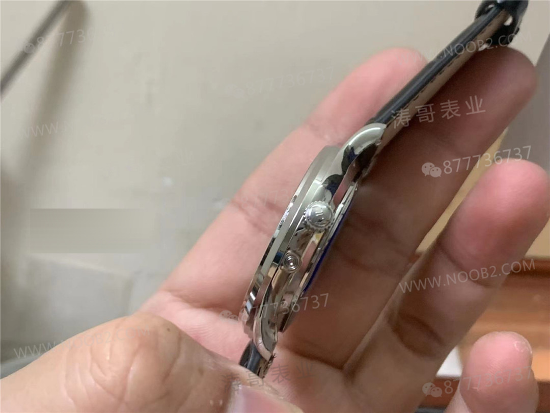 APS Factory Jaeger-LeCoultre Master Ay Evreli Serisi 1368430 Siyah Kadran İncelemesi — 6. fotoğraf
