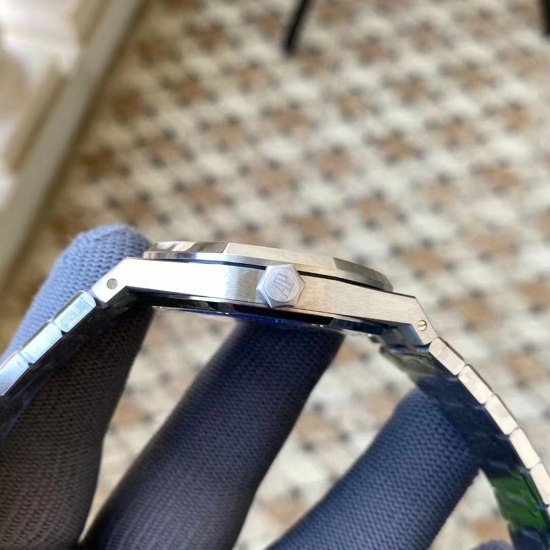 Audemars Piguet 1017 ALYX 9SM Kurma Kolu