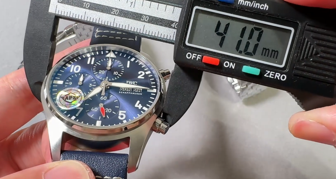 IWC Pilot Kronograf Kasa Çapı
