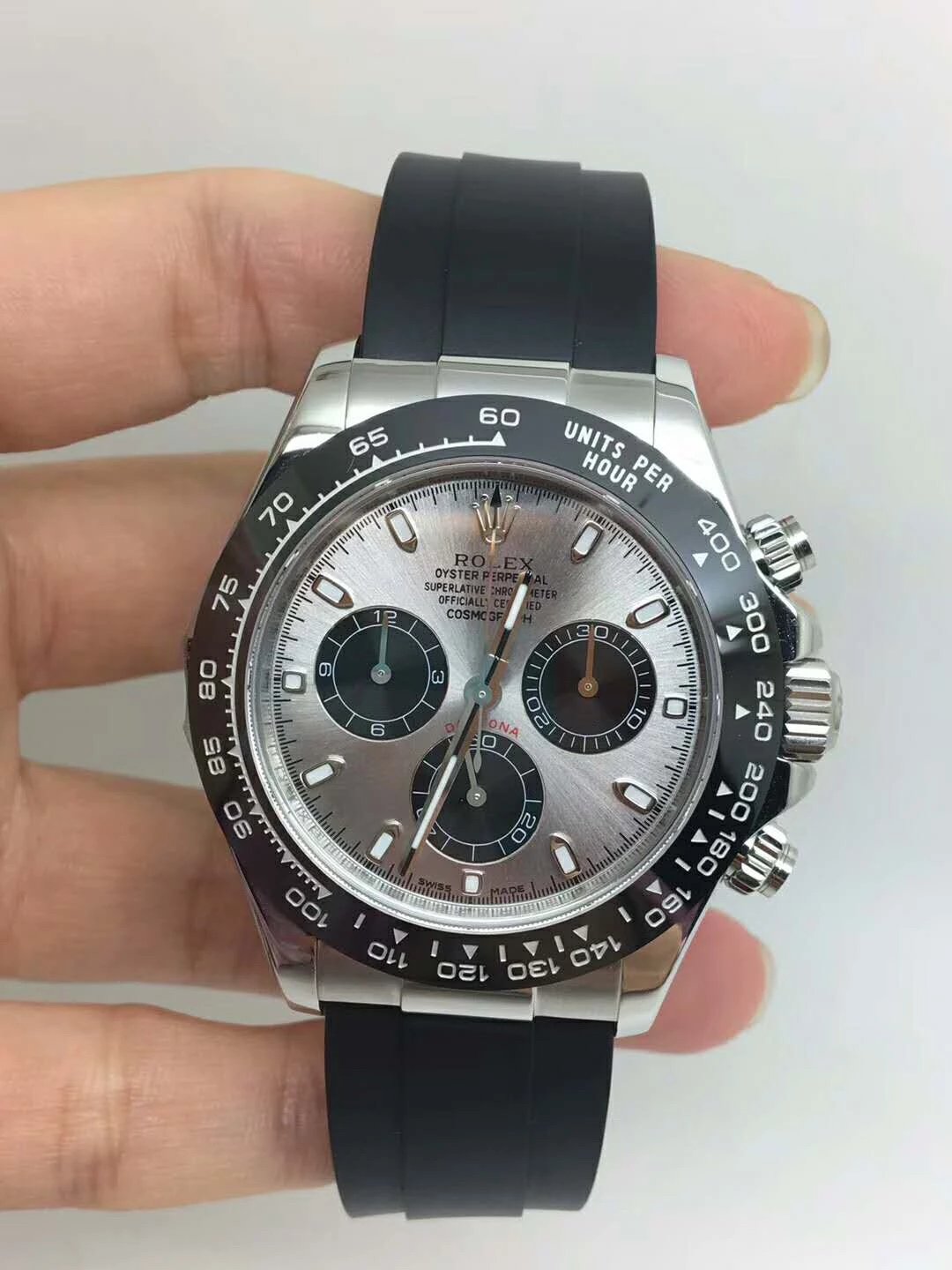 Replika Rolex Gümüş Gri Daytona