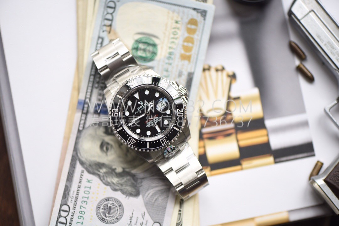 AR Factory Rolex kırmızı yazılı Sea-Dweller V3 versiyonu "tek kırmızı hayalet kral" 904L SEA-DWELLER 126600 Seagull 2824 mekanizmalı replika saat incelemesi — 5. fotoğraf
