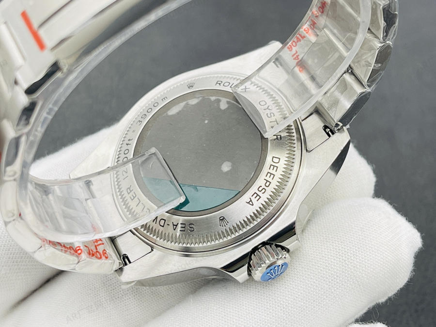 AR Factory Rolex Sea-Dweller Deepsea 116660 gradyan kadranlı Deepsea saat incelemesi — 6. fotoğraf