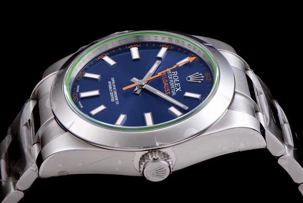 AR Factory Rolex Turuncu Şimşek İbre Yeşil Cam MILGAUSS Serisi m116400gv Antimanyetik Takvimsiz Replika Saat Mavi/Siyah Kadran İncelemesi — 12. fotoğraf