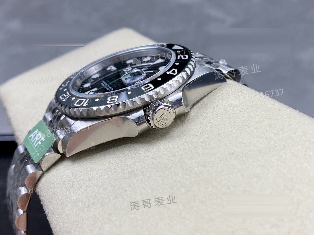 ARF Factory Rolex GMT-Master II 126710 yeşil akrepli, siyah-gri bezel: işçilik nasıl? — 7. fotoğraf