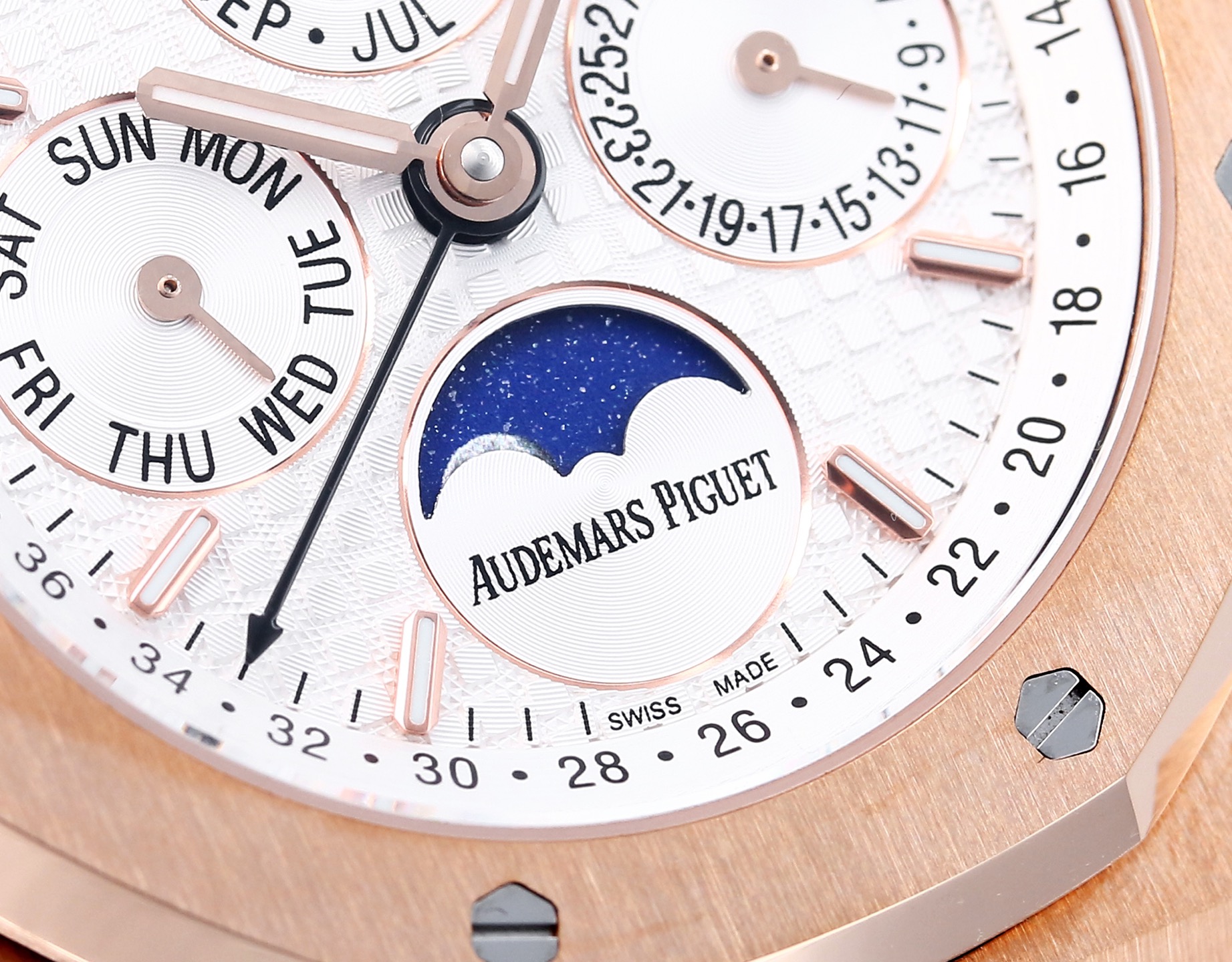 Audemars Piguet replikada yeni bir zirve: BBS Factory 2025 iddialı sunumuyla karşınızda — Royal Oak Perpetual Calendar V2 yükseltilmiş sürüm, replikanın zirvesini yeniden tanımlıyor! — 45. fotoğraf