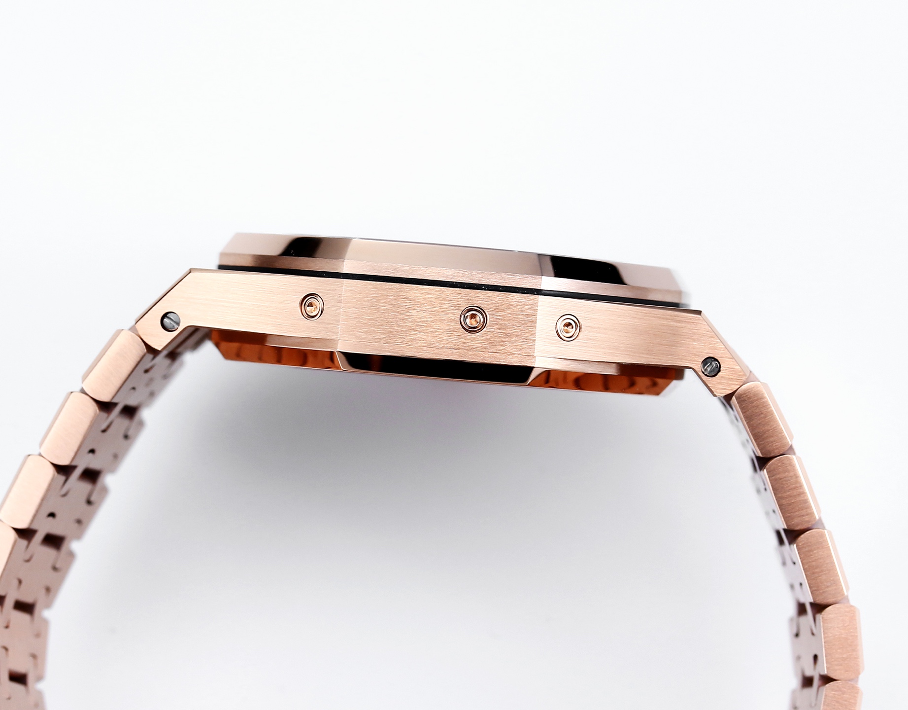 Audemars Piguet replikada yeni bir zirve: BBS Factory 2025 iddialı sunumuyla karşınızda — Royal Oak Perpetual Calendar V2 yükseltilmiş sürüm, replikanın zirvesini yeniden tanımlıyor! — 48. fotoğraf