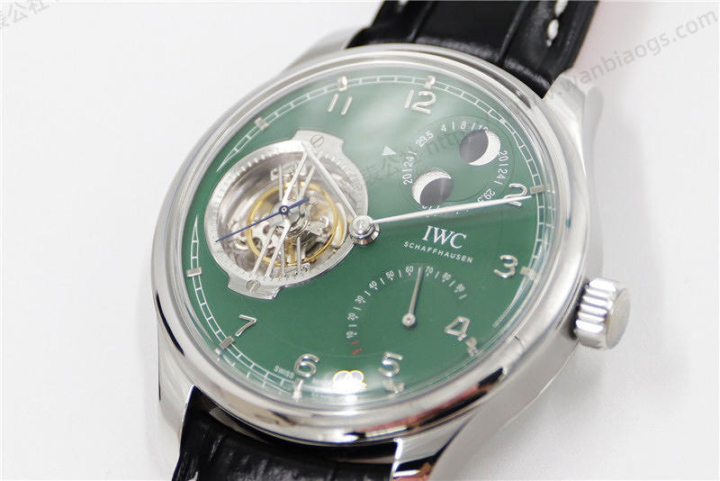 BBR Factory IWC Little Prince Pilot Constant-Force Tourbillon işçilik incelemesi — 2. fotoğraf
