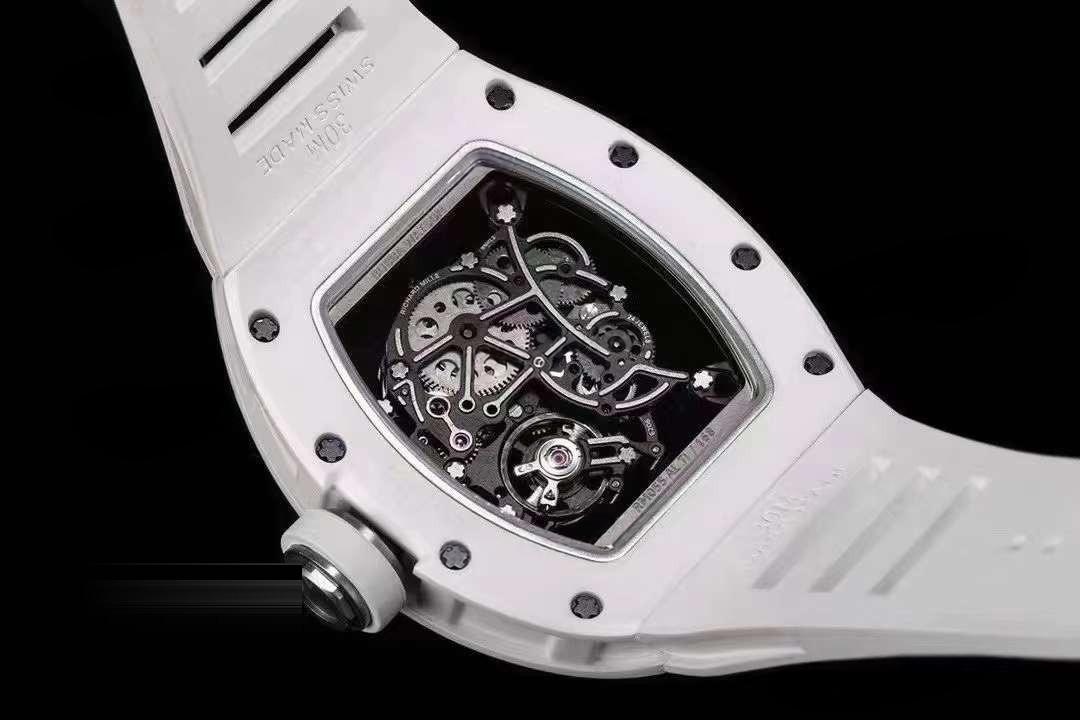 BBR Factory Richard Mille RM055 Beyaz Seramik, Tek Parça Mekanizma, Balans Çarkı Gerçekten Çalışıyor — 8. fotoğraf