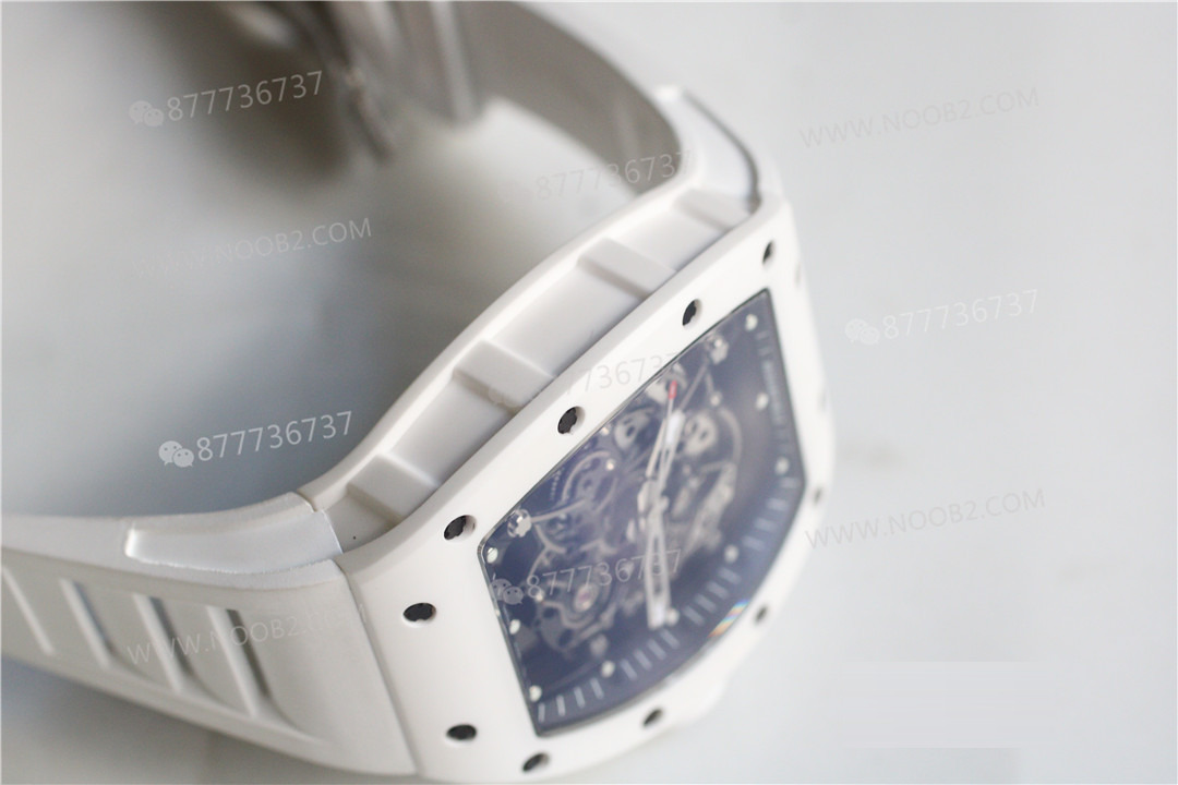 BBR Factory Richard Mille RM055 entegre mekanizma ZF Factory'ı geride bırakıyor — 14. fotoğraf