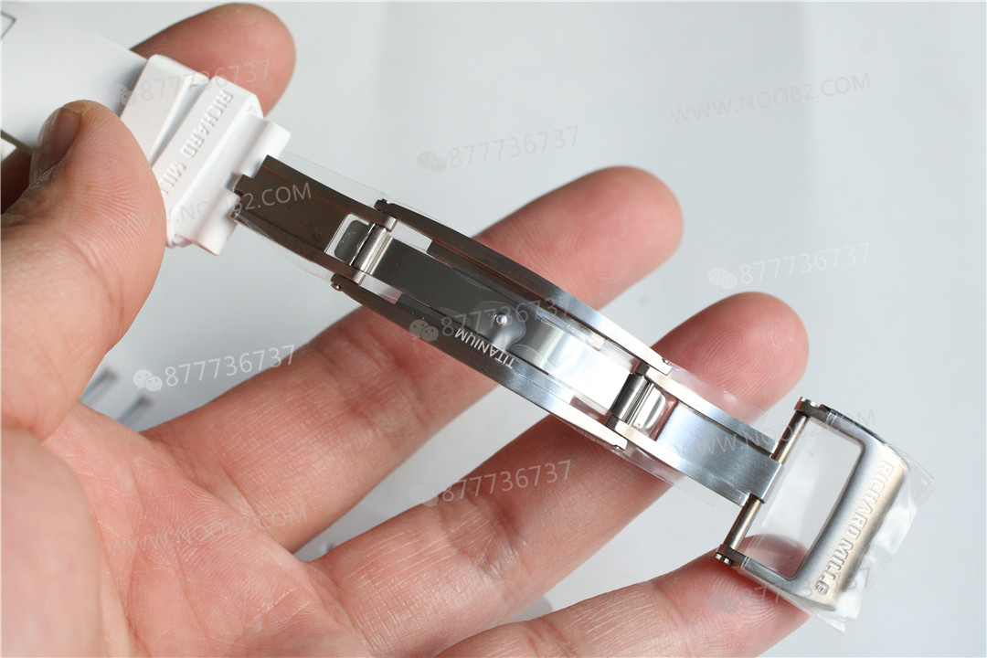 BBR Factory Richard Mille RM055 entegre mekanizma ZF Factory'ı geride bırakıyor — 18. fotoğraf