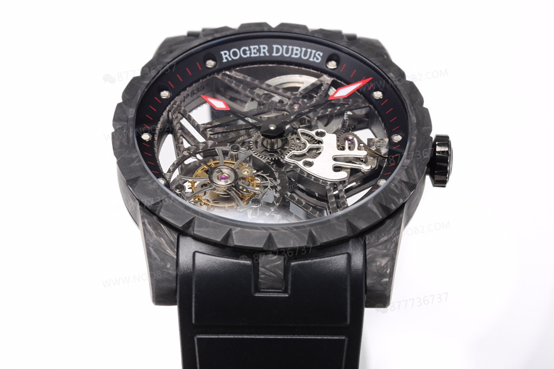 BBR Factory Roger Dubuis 0577 Tourbillon V4 sürümünde neler geliştirildi? — 15. fotoğraf