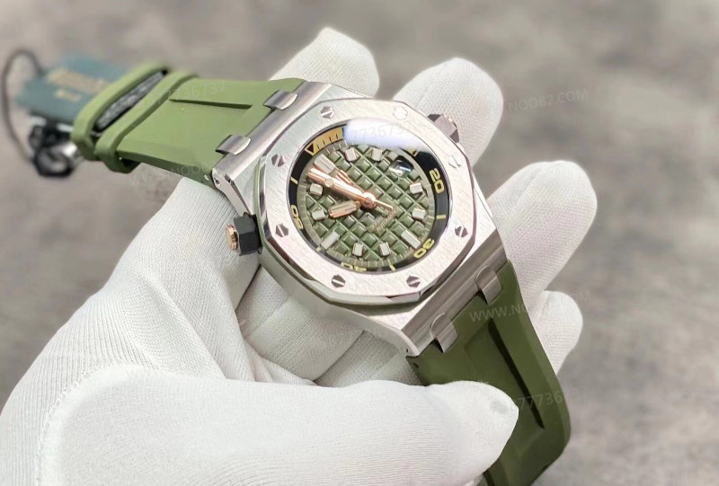 BF Factory Audemars Piguet AP15720 gri/mavi/yeşil kadranlı yeni replika saat — 3. fotoğraf
