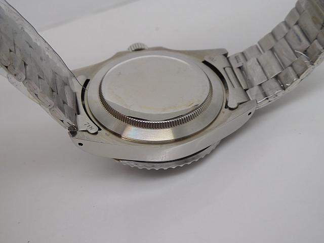 Replika Rolex 1680 Kasa Arkası