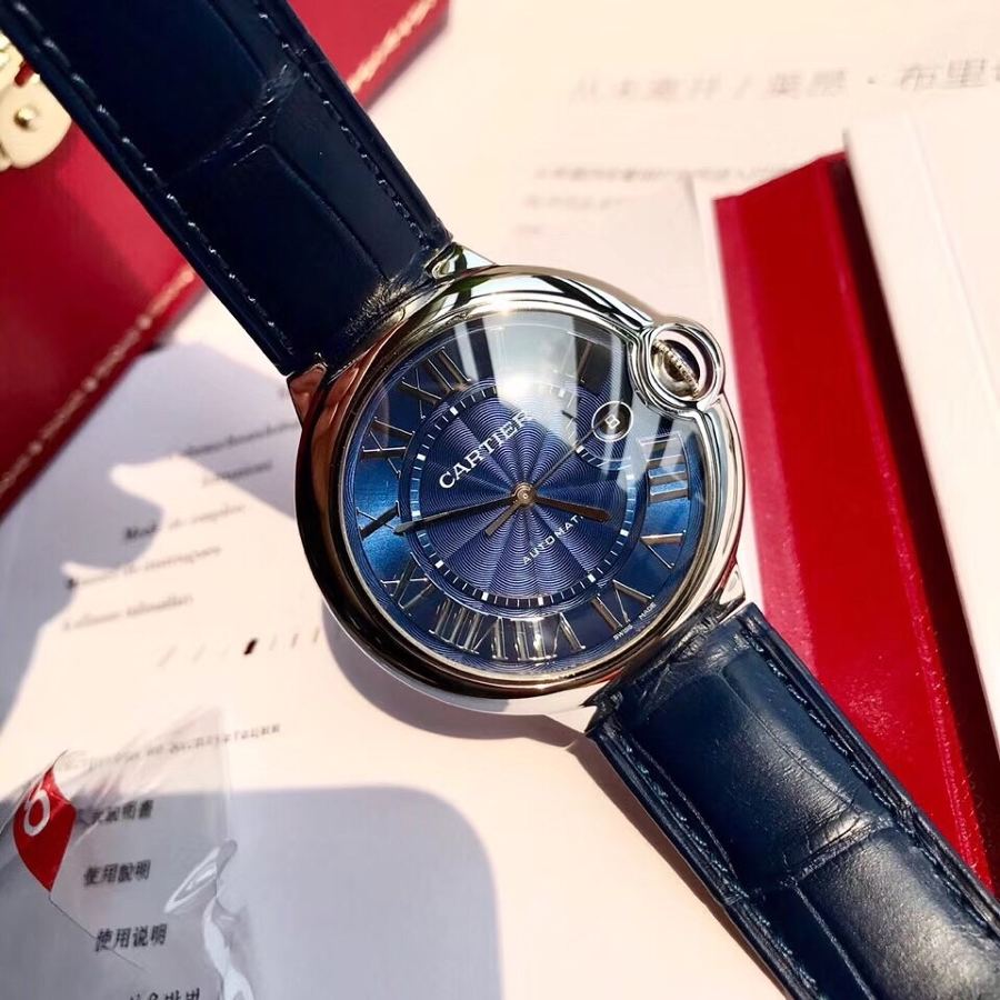 Cartier Ballon Bleu serisi 42 mm erkek mekanik saatinin incelemesi — 4. fotoğraf