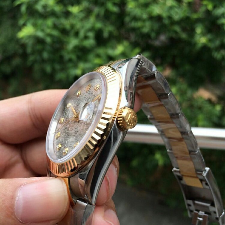Replika Rolex 41mm Datejust Tırtıklı Bezel