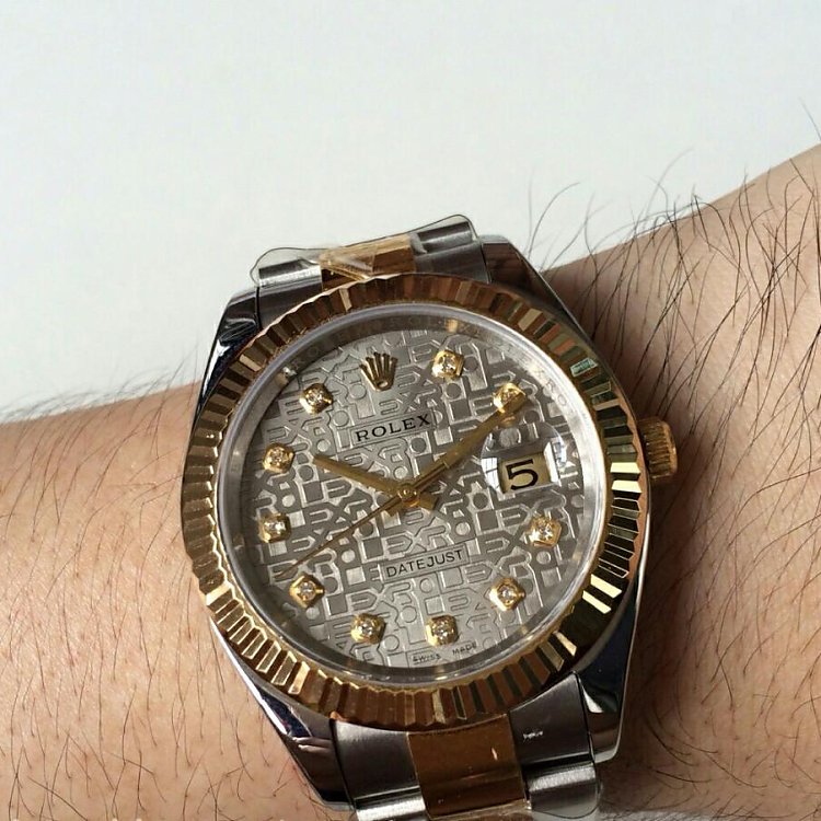 Replika Rolex 41mm Datejust Kol Üstü Çekim