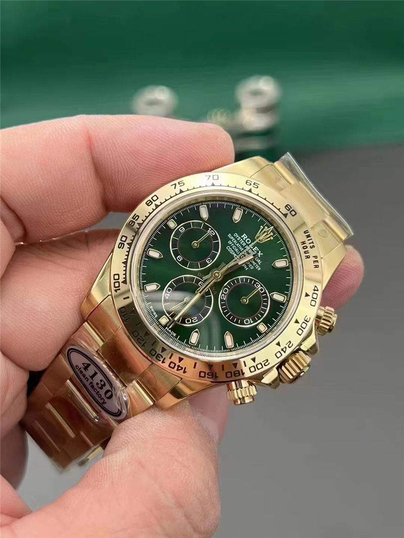 Clean fabrikasının Rolex yeşil-altın Daytona'sı alınır mı? — 1. fotoğraf