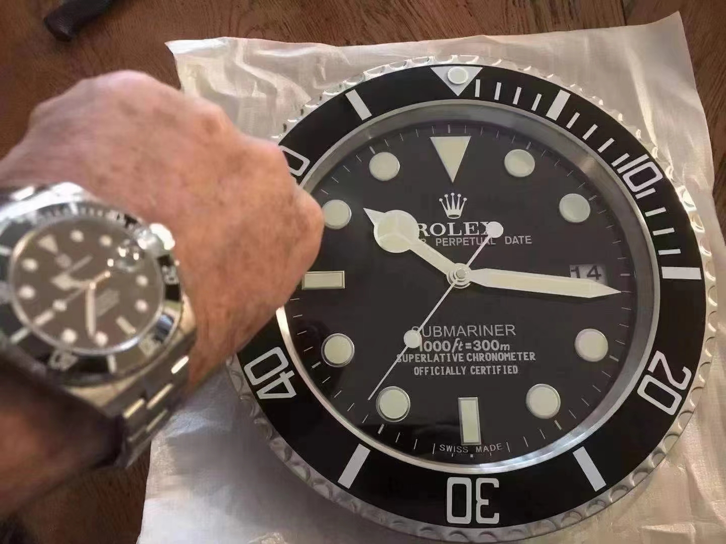 Rolex Siyah Sub Wall Saat