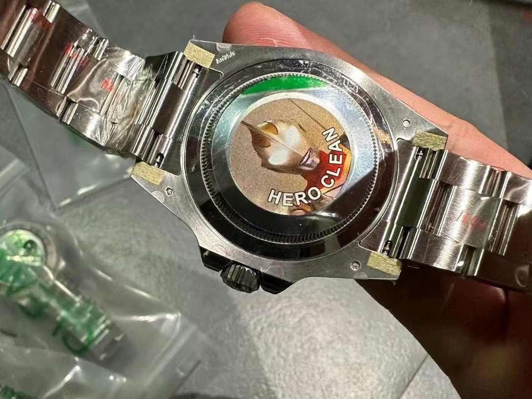 Clean GMT kola bezel: platin mavi kadran ile çelik siyah kadran arasındaki fark nedir? — 4. fotoğraf