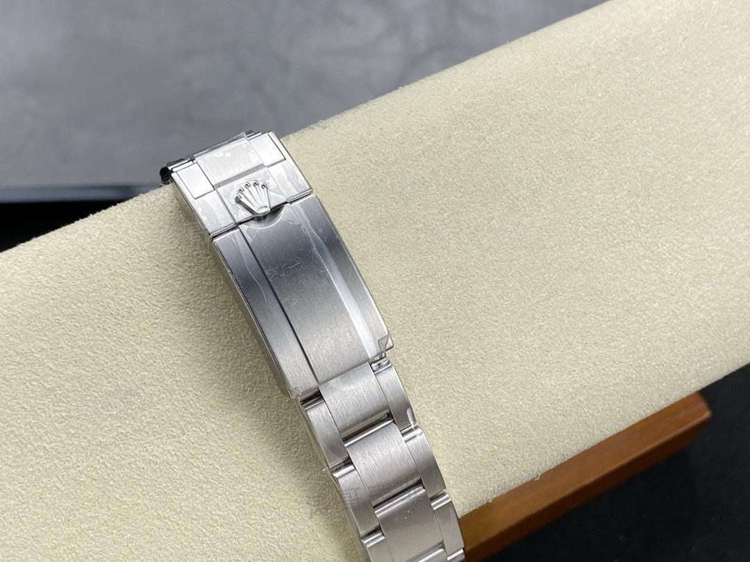 Clean Rolex Explorer I 36 mm 3230 mekanizmalı — bir bakışta replika olduğu belli olur mu? — 9. fotoğraf