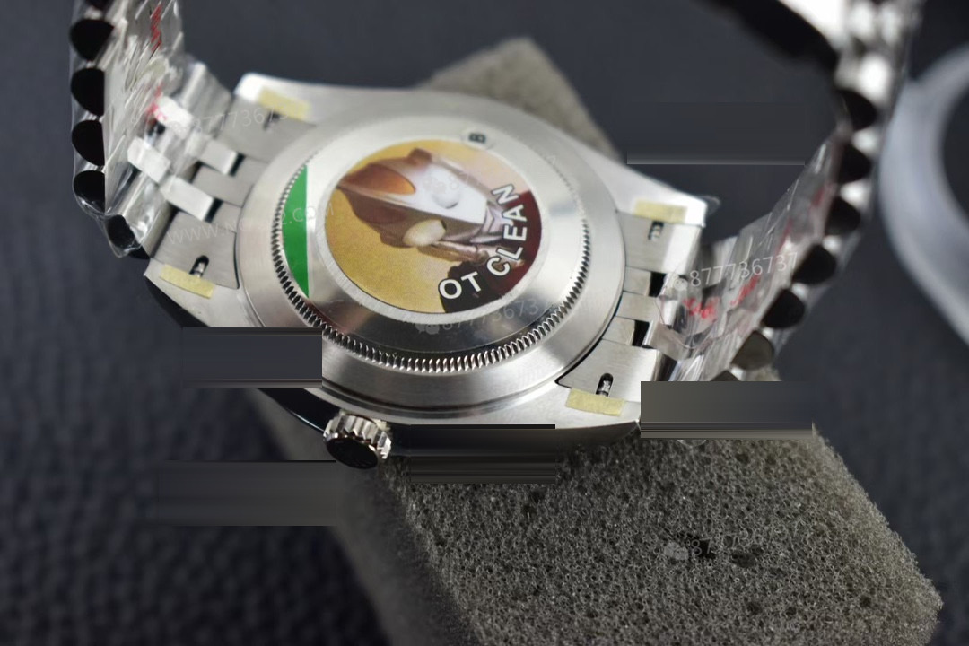 Clean Rolex nane yeşili Datejust kalitesi nasıl? — 9. fotoğraf
