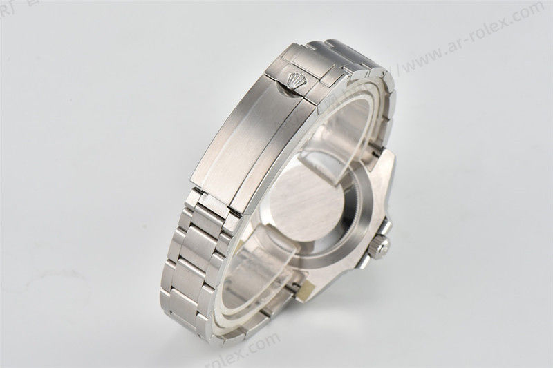 Clean Rolex Tarihsiz Siyah Su Hayaleti 114060 Saat İncelemesi — 8. fotoğraf