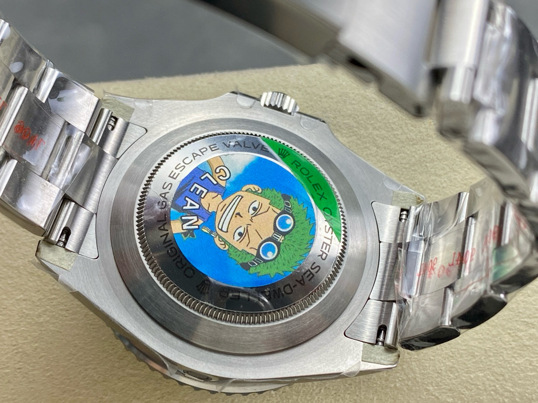 Clean tek kırmızı Sea-Dweller 126600 gerçekte nasıl? — 8. fotoğraf