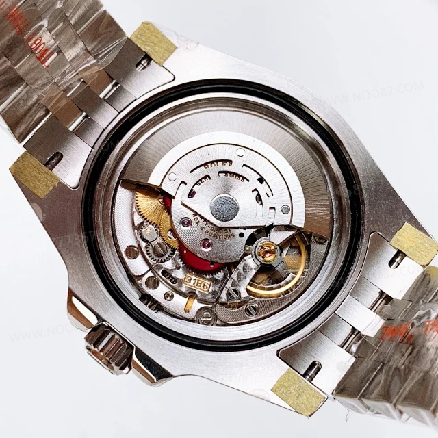 Clean/Clean Rolex GMT kola bezel ile orijinalin farkı ne? — 19. fotoğraf