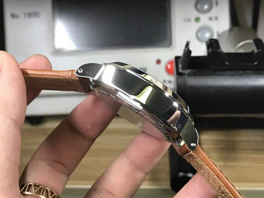 En Çok Satan Altı Panerai Replikası — 40. fotoğraf